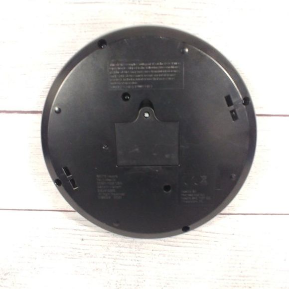 Simon Says Electronic Game Hasbro 2019 Classic Toy - Picture 3 of 8